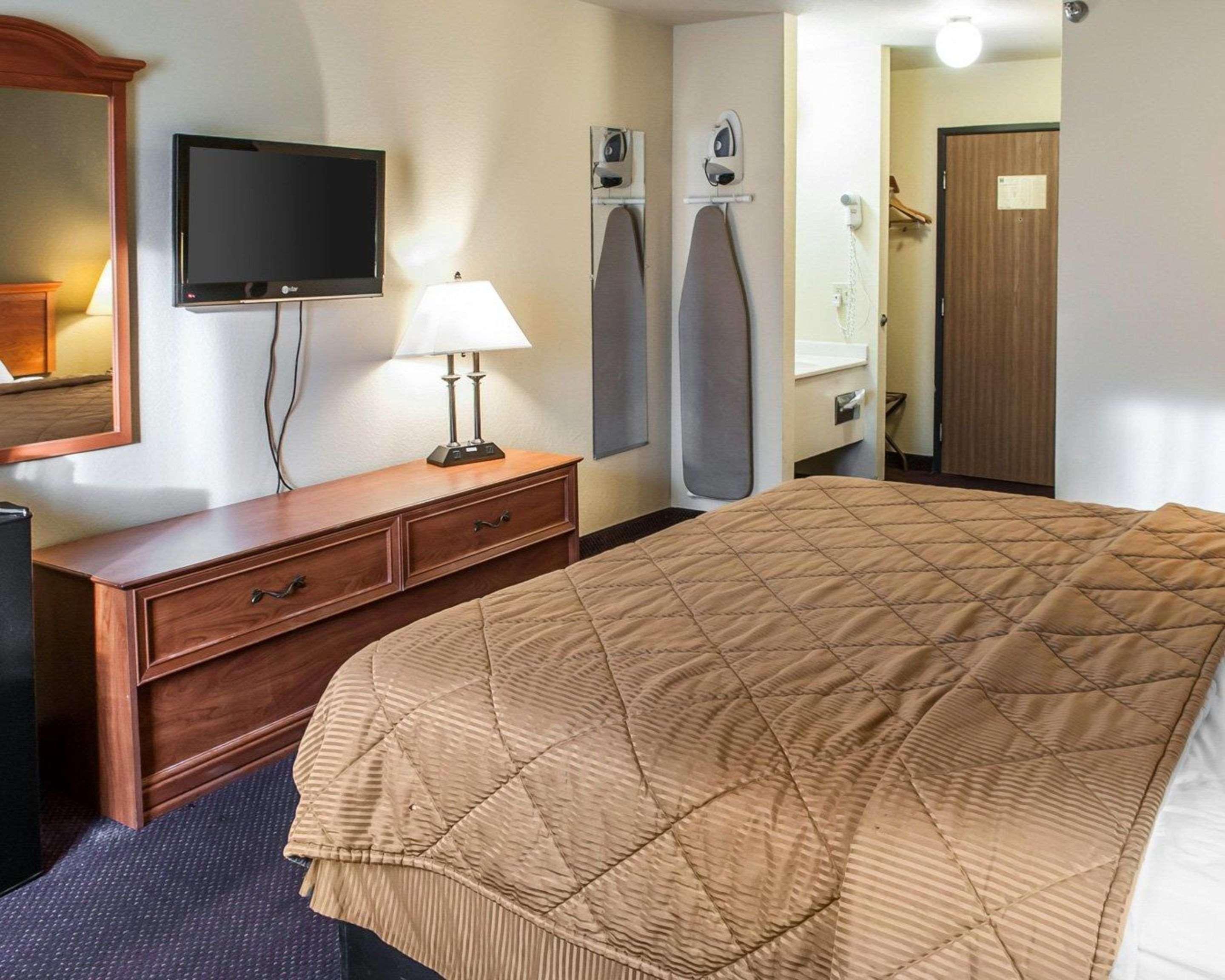 Rodeway Inn Espanola Kültér fotó