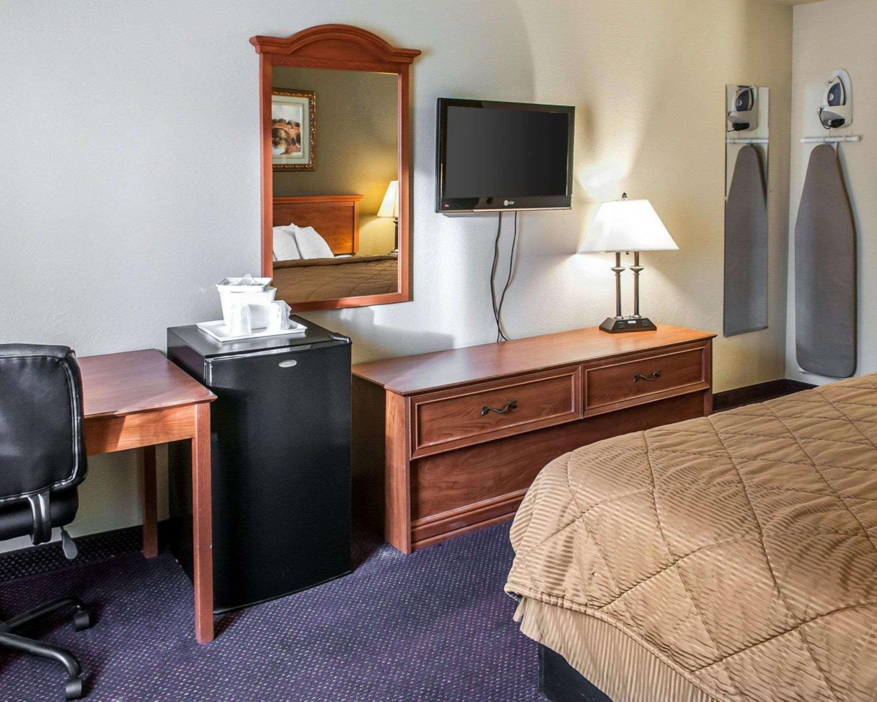 Rodeway Inn Espanola Kültér fotó